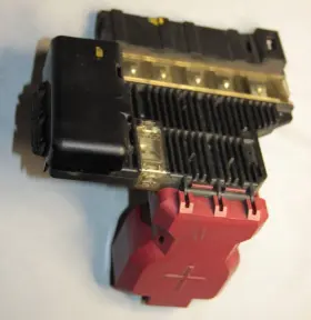 24105-3na0a Nissan Leaf Positive Battery Terminal Main Block 250a Fuse Link