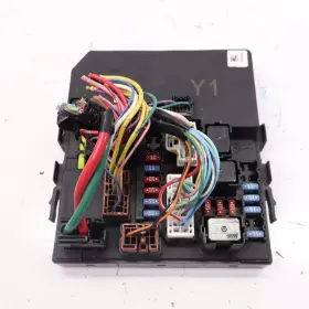 284b7-3lm0a Nissan 2013-2021 Nv200 Ipdm Integrated Power Supply Fuse Box 284b7 3lm0a 14-5
