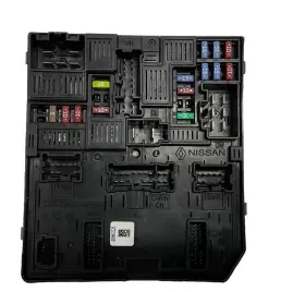 284b7-4ba0a Nissan 284b74ba0a 2015 Rogue Ipdm Power Supply Fuse Box Module Oem