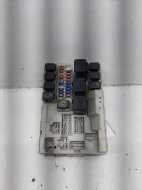 591-55967 Nissan Chassis Ecm Air Bag Front With Side Below Console Se-r Fits 05-06 Altima 688967
