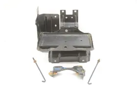 607.da1g14 Nissan Battery Tray With Bracket And Hardware Fits 13-17 Leaf