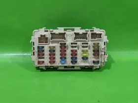 A0332267z4 Nissan 00-04 Frontier Interior Fuse Box Oem 4515-7