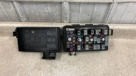 22739140 Oem Gm 09 13 Corvette C6 Engine Fuse Junction Box Block Z06 Zr1