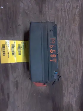 646-01384 Oldsmobile Fuse Box Engine Fits 01-05 Bonneville 99411