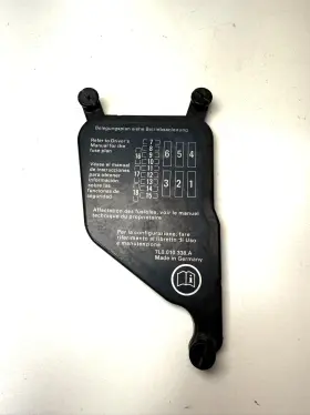7l0937576a Porsche 7l0 937 576 2003 - 2006 Cayenne S 957 955 Under Hood Fuse Box Cover Oem