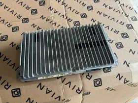 Pt00012023-f Rivian Pt00012023 Genuine R1 Radio Audio Amplifier 22ch Amp Control Module