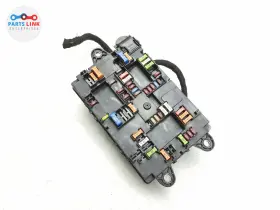 Pt00031577-e Rivian 2022-24 R1s R1t Right Dash Fusebox Power Relay Control Module Harness Ecm