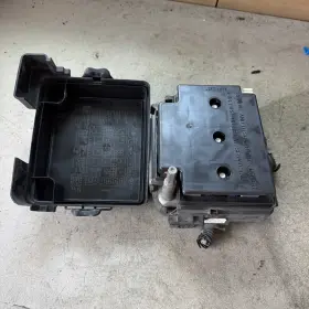 Saturn 13530414 2006 Ion Engine Fuse Box