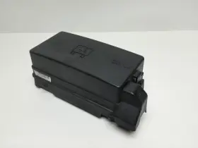 22691043 Saturn 02 03 Vue Engine Fuse Box 3.0l Oem Grade A
