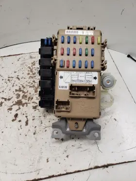 663.su1s06 Subaru Forester 2006 Fuse Box Cabin 1391570
