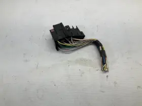 699.su1w16 Subaru 15 16 17 Wrx 2.0 Mt Awd Fuse Relay Plug Oem B