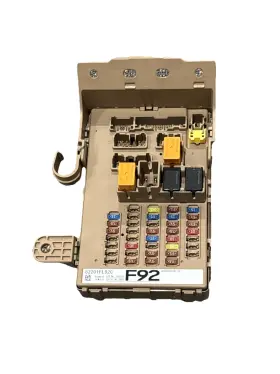 82201fl92c Subaru 2017-2018 Impreza Interior Fuse Box Integrated Unit Oem