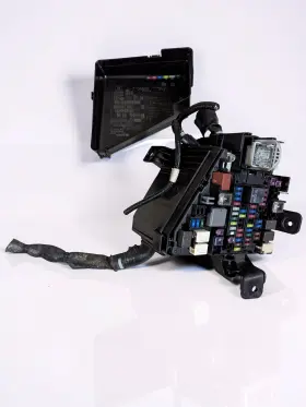 Mb504105b Subaru 2018-2023 Oem Crosstrek Xv Engine Fuse Box Relay Module