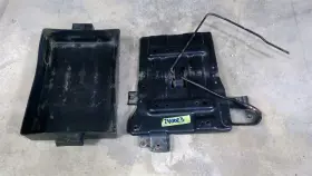 607.sz1c11 Suzuki 2010-2013 Kizashi Battery Tray Holder 112878 607.sz1c11 Suzuki 2010-2013 Kizashi Battery Tray Holder 112878