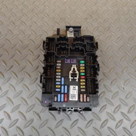 1094409-01-e Tesla 2016-2020 Model X Oem In Cabin Junction Fuse Box Control Module 109440901e
