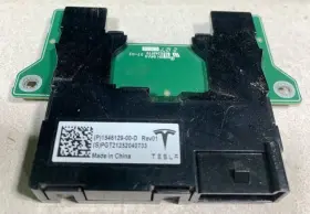 1546129-61-d Tesla 2017-2023 Model 3/y Center Console Type-c Dual Port Connectors Oem