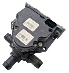 6007384-00 Tesla 2012-2016 Model S 3-way Coolant Heater Valve Actuator Assembly