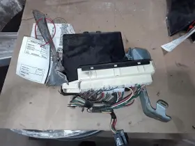 590-60798 Toyota Engine Ecm Electronic Control Module Right Hand Dash 2wd Fits 05 Tacoma 776927