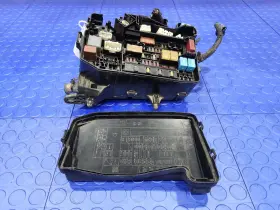 8262075010 Toyota 2010 Prius Engine Compartment Fuse Box Relay Junction Block Oem