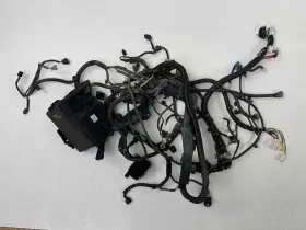 82720-0t020 Toyota Fits 2011 - 2016 Venza 2.7l Engine Fuse Box Bay Harness Assy Oem