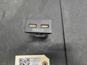 85532-0r020 Toyota Dual Usb Charge Adapter 2021 2019 2020 2022 2023 2024 - 2025