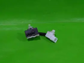 8750160040 Toyota 14-19 Highlander Seat Heater Module Oem 4390-28
