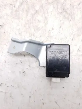 89760-52020 Toyota 2009 Yaris 1.5l Fwd At Tpms Receiver Control Module Ecm