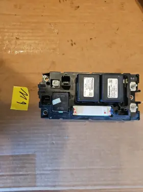 G3842-48020 Toyota Prius Battery Junction Box Relays Oem