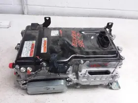 G92a008010 Toyota Sienna 2021 Conv/invert/charger 915566