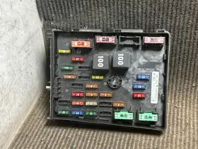 5c0937125a Volkswagen Fits 2012-2022 Vw Passat Engine Fuse Box Oem