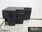 Oem 2003 Jaguar S-type 4.2L Fuse Box Engine Halogen Headlamps Used. Price: $69.99.